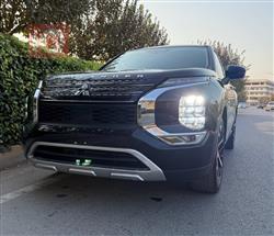 میتسوبیشی ئاوتلاندەر